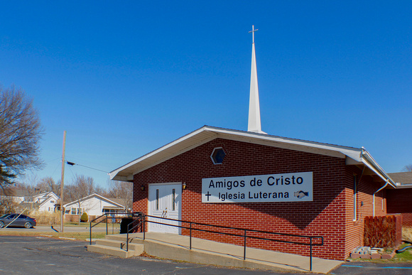 Amigos_de_Christo_church_outside
